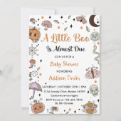 Ein kleiner Boo ist fast wegen Hallowe Party Einladung (Vorderseite)