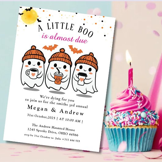 Ein kleiner Boo ist fast wegen Halloween Einladung