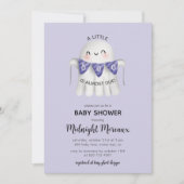 Ein kleiner Boo ist fast zu Halloween Babydusche I Einladung (Vorderseite)