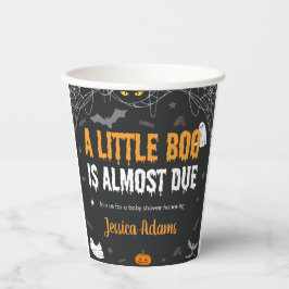 Ein kleiner Boo ist fast zu Halloween-Kinderdusche Pappbecher