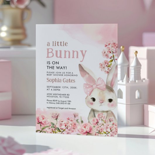 Ein kleiner Bunny ist auf dem Weg Baby Dusche Einladung