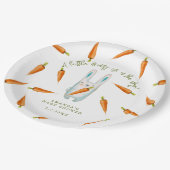 Ein kleiner Bunny ist unterwegs! Babyparty Pappteller (Schrägansicht)