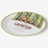 Ein kleiner Camper Wald Baby Shower Pappteller (Schrägansicht)