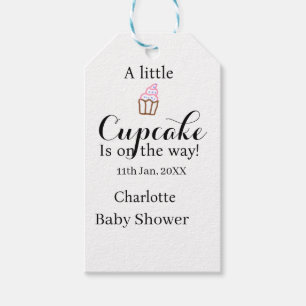 Ein kleiner Cupcake ist auf dem Weg Baby Shower Na Geschenkanhänger