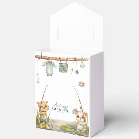 Ein kleiner Fisherman taucht in der Joy Baby Dusch Geschenkschachtel (Offen)