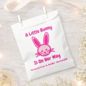 Ein kleiner Hase ist unterwegs Geschenktütchen (Ausgeschnitten)