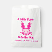 Ein kleiner Hase ist unterwegs Geschenktütchen (Vorderseite)