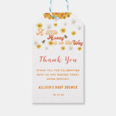 Ein kleiner Honig ist unterwegs Geschenkanhänger (Vorderseite)