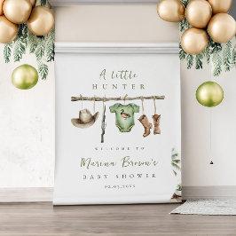 Ein kleiner Jäger befindet sich auf dem Weg zurück Wandteppich