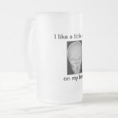 Ein kleiner Kopf auf meinem Bier Mattglas Bierglas (Vorderseite Links)