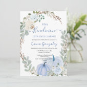 Ein kleiner Kürbis Baby Shower Boy auf Spanisch Einladung (Stehend Vorderseite)