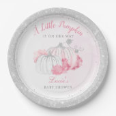 Ein kleiner Kürbis ist auf dem Weg zu einer elegan Pappteller (Vorderseite)