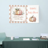 Ein kleiner Kürbis ist auf dem Weg zur Babydusche Banner (Messeveranstaltung)