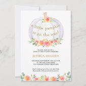 Ein kleiner Kürbis ist auf dem Weg zur Blumendusch Einladung (Vorderseite)