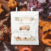 Ein kleiner Kürbis ist auf dem Weg zur Herbstdusch Geschenktütchen