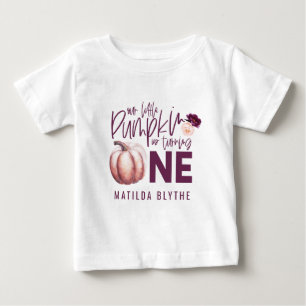 Ein kleiner Kürbisblumenfall 1. Geburtstag Baby T-shirt