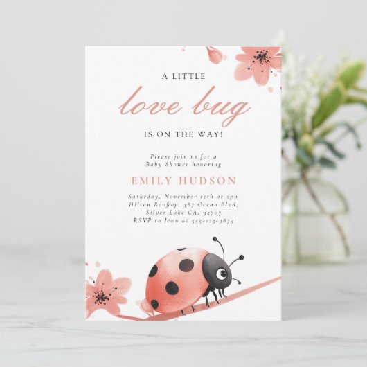 Ein kleiner Liebe-Bug befindet sich auf dem Weg zu Einladung (Stehend Vorderseite)