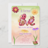 Ein kleiner Liebe-Bug ist unterwegs mit einer Baby Einladung (Vorderseite)