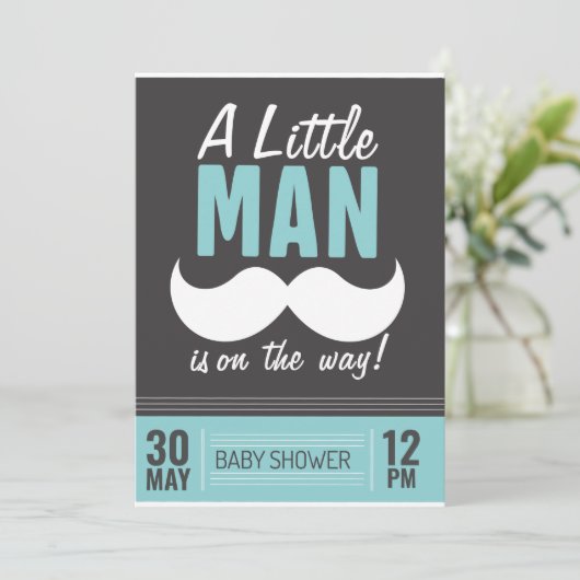 Ein kleiner Mann ist auf der Weise Einladung (Stehend Vorderseite)