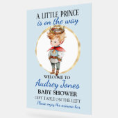 Ein kleiner Prinz ist unterwegs mit einer Babydusc Acrylschild (Winkel)