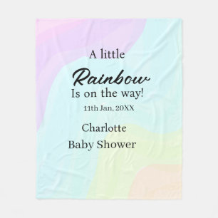 Ein kleiner Regenbogen ist auf dem Weg Baby Shower Fleecedecke