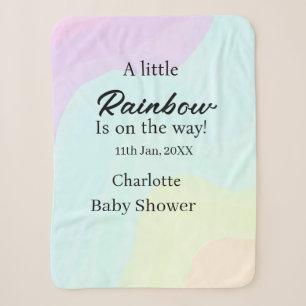 Ein kleiner Regenbogen ist auf dem Weg Baby Shower Sherpadecke