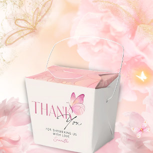 Ein kleiner Schmetterling ist auf dem Weg Baby Dus Geschenkschachtel