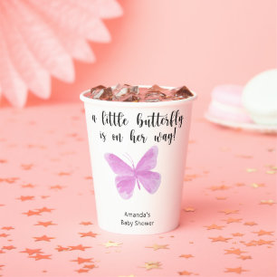 Ein kleiner Schmetterling ist auf dem Weg Baby Sho Pappbecher
