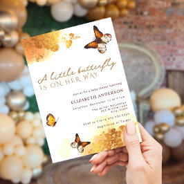 Ein kleiner Schmetterling ist auf dem Weg Gold Einladung