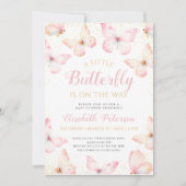 Ein kleiner Schmetterling ist unterwegs mit einer Einladung (Vorderseite)