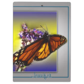 Ein kleiner süßer Schmetterling Klemmbrett (Rückseite)