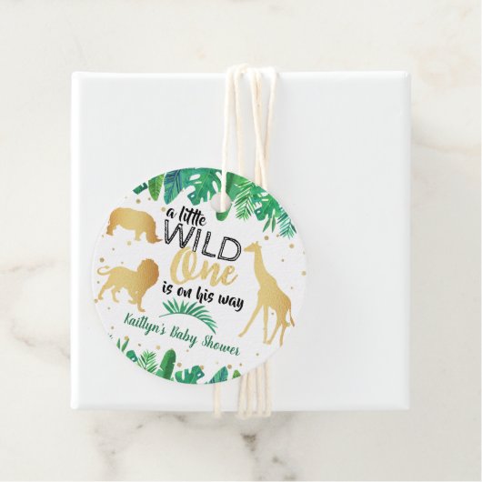 Ein kleiner wilder ist auf dem Weg Jungs Babydusch Geschenkanhänger (Beispiel)