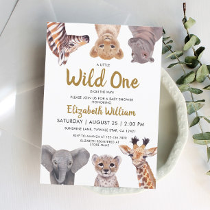Ein kleiner Wilder Safari-Baby-Tiere-Baby-Shower Einladung