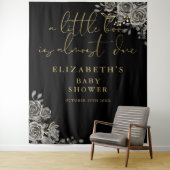 Ein kleines Boo Gothic Baby Dusche Foto Hintergrun Wandteppich (Beispiel)