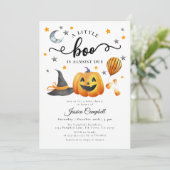Ein kleines Boo Halloween Pumpkin Baby Dusche Einladung (Stehend Vorderseite)