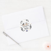 ein kleines Boot fast zu Halloween Runder Aufkleber (Umschlag)