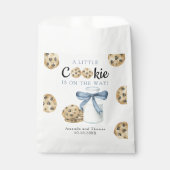 Ein kleines Cookie ist auf dem Weg Babydusche Geschenktütchen (Vorderseite)