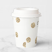 Ein kleines Cookie ist auf dem Weg Babydusche Pappbecher (Rechts)