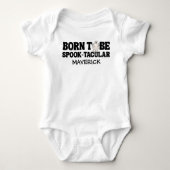 Ein kleines Cooles Boo Halloween Baby Strampler (Vorderseite)