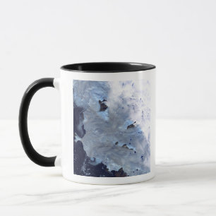 Ein kleines Feld von Gletschereinfassungen Tasse