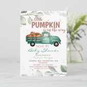 Ein kleines Kürbisfahrzeug mit Babydusche Einladung (Stehend Vorderseite)