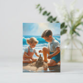 Ein kleines Mädchen und Junge Gebäude a Sandcastle Postkarte (Stehend Vorderseite)