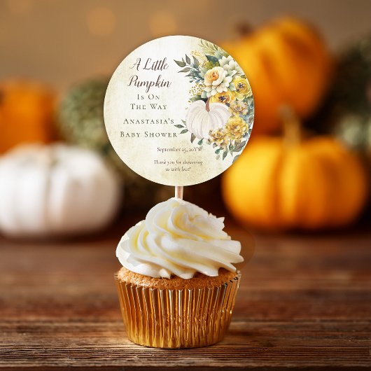 Ein kleines Pumpkin ernährt Gold Floral Baby Dusch Runder Aufkleber