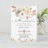 Ein kleines Pumpkin Herbst Floral Fall Baby Dusche Einladung (Stehend Vorderseite)