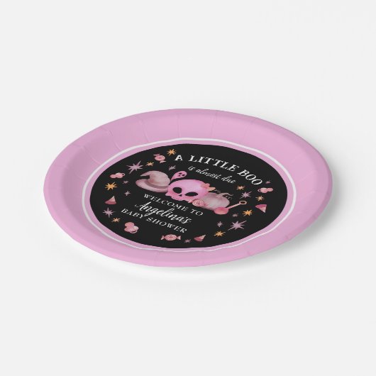 Ein kleines schwarz-rosa Halloween-Kinderdusche Pappteller (Schrägansicht)