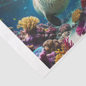 Ein kleines Siegel schwingt im Korallenriff unter  Seidenpapier (Ausschnitt)