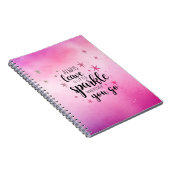 Ein kleines Sparkle-Rosa verlassen Notizblock (Rechte Seite)