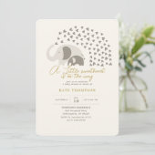 Ein kleines, süßes Elefant Neutral Baby Dusche Einladung (Stehend Vorderseite)