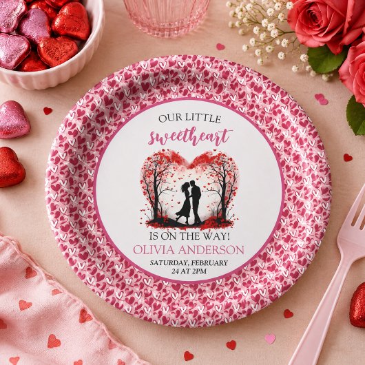Ein kleines Sweetheart Valentine Pappteller