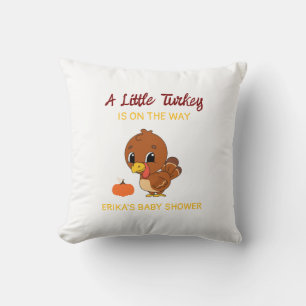 Ein kleines türkisches Babyduschengeschenk für den Kissen